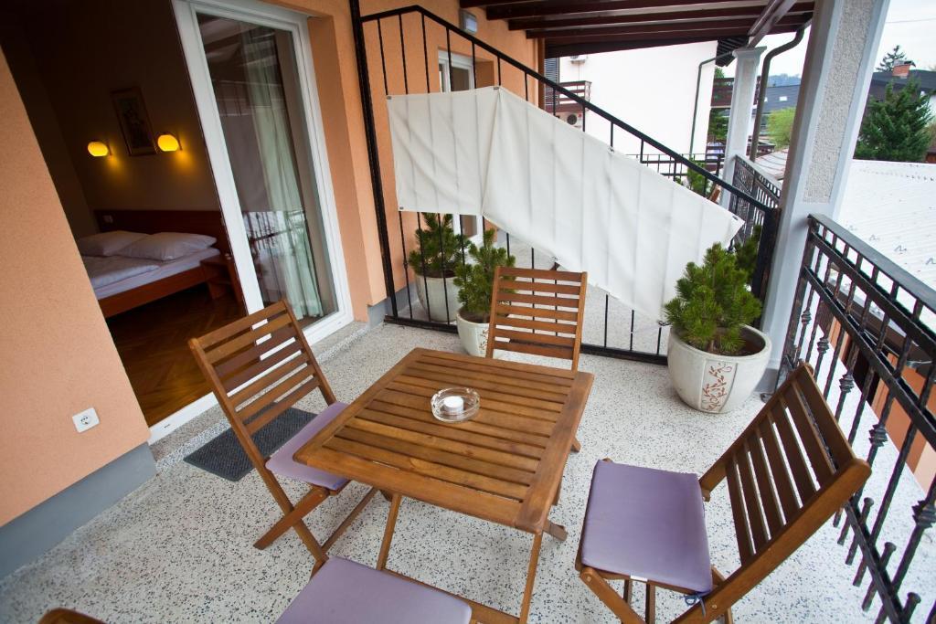 Alo Apartments Vila Klara Любляна Номер фото