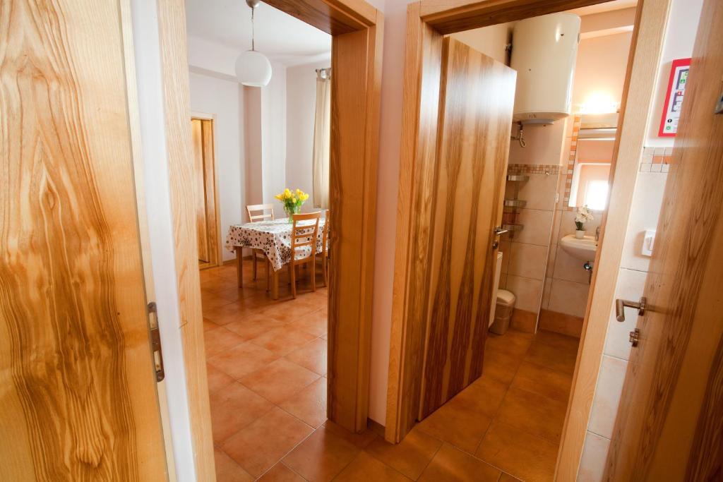 Alo Apartments Vila Klara Любляна Номер фото