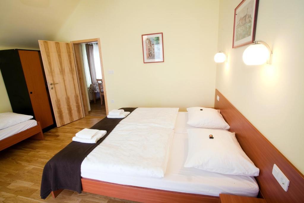 Alo Apartments Vila Klara Любляна Номер фото