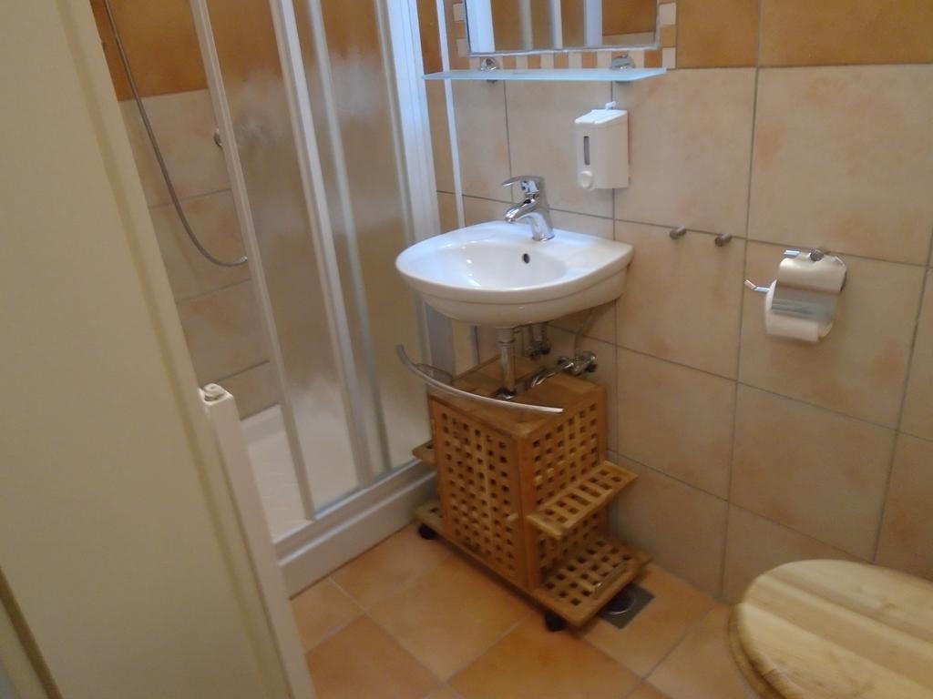 Alo Apartments Vila Klara Любляна Экстерьер фото